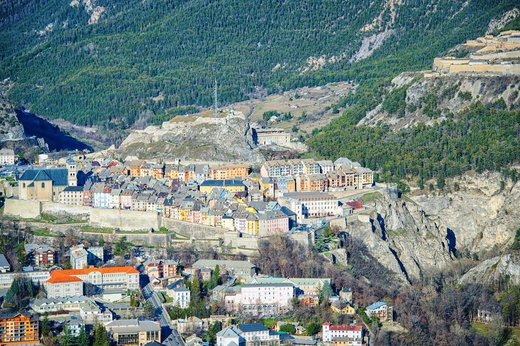 Pres Des Forts Briançon Exterior foto
