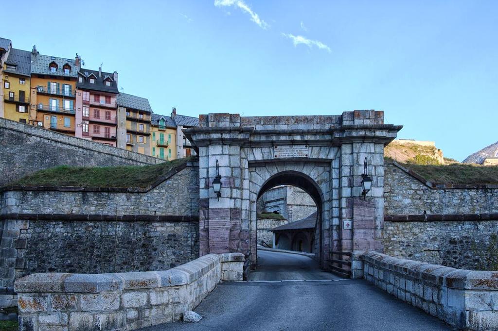 Pres Des Forts Briançon Exterior foto